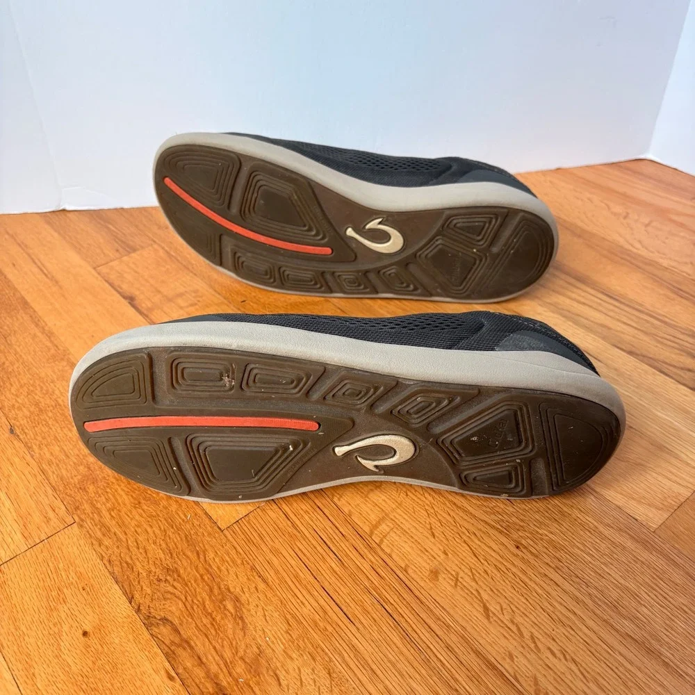 OluKai Moku Pae Mens 10 Dark Grey Red Mesh Boat Shoes Sneakers 10472-4EKZ